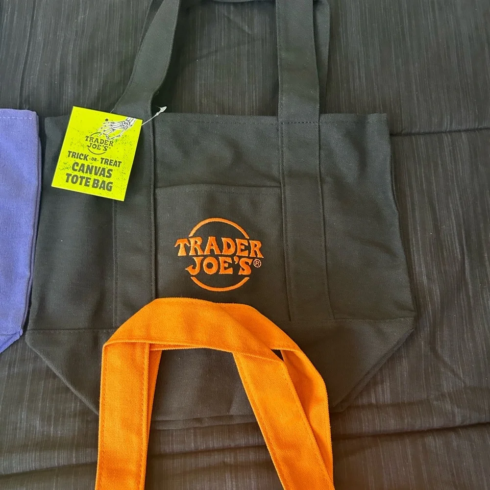 Trader Joe's Halloween Canvas Tote Bag Set